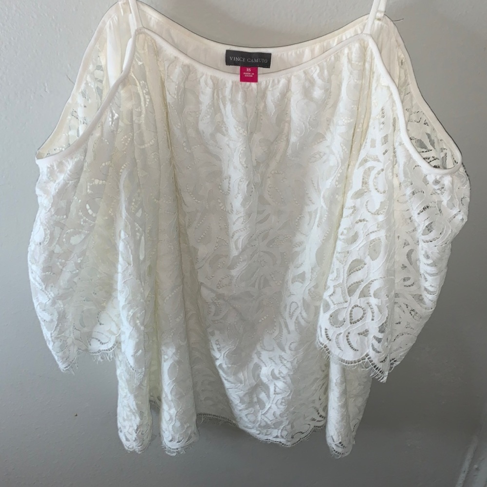 Vince Camuto extra small blouse white lace detailing